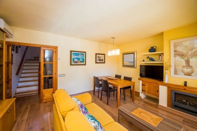 2 soveværelse Byhus til salg i Platja d'Aro, Castell-Platja d'Aro med garage - € 390.000 (Ref: 9338578)