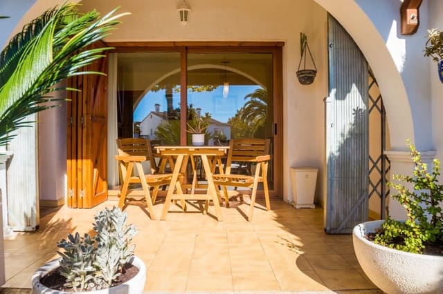 2 soveværelse Byhus til salg i Platja d'Aro, Castell-Platja d'Aro med garage - € 390.000 (Ref: 9338578)