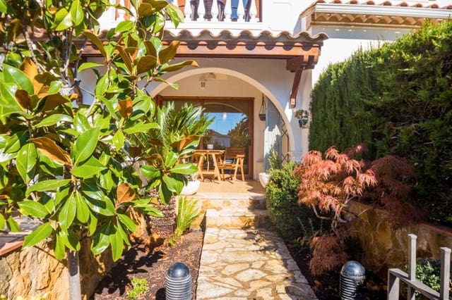 2 soveværelse Byhus til salg i Platja d'Aro, Castell-Platja d'Aro med garage - € 390.000 (Ref: 9338578)