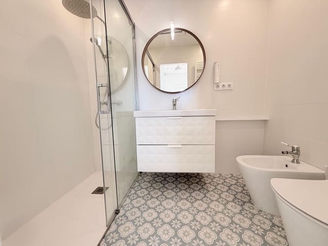 2 soveværelse Penthouse til salg i Platja d'Aro, Castell-Platja d'Aro - € 299.000 (Ref: 9384828)