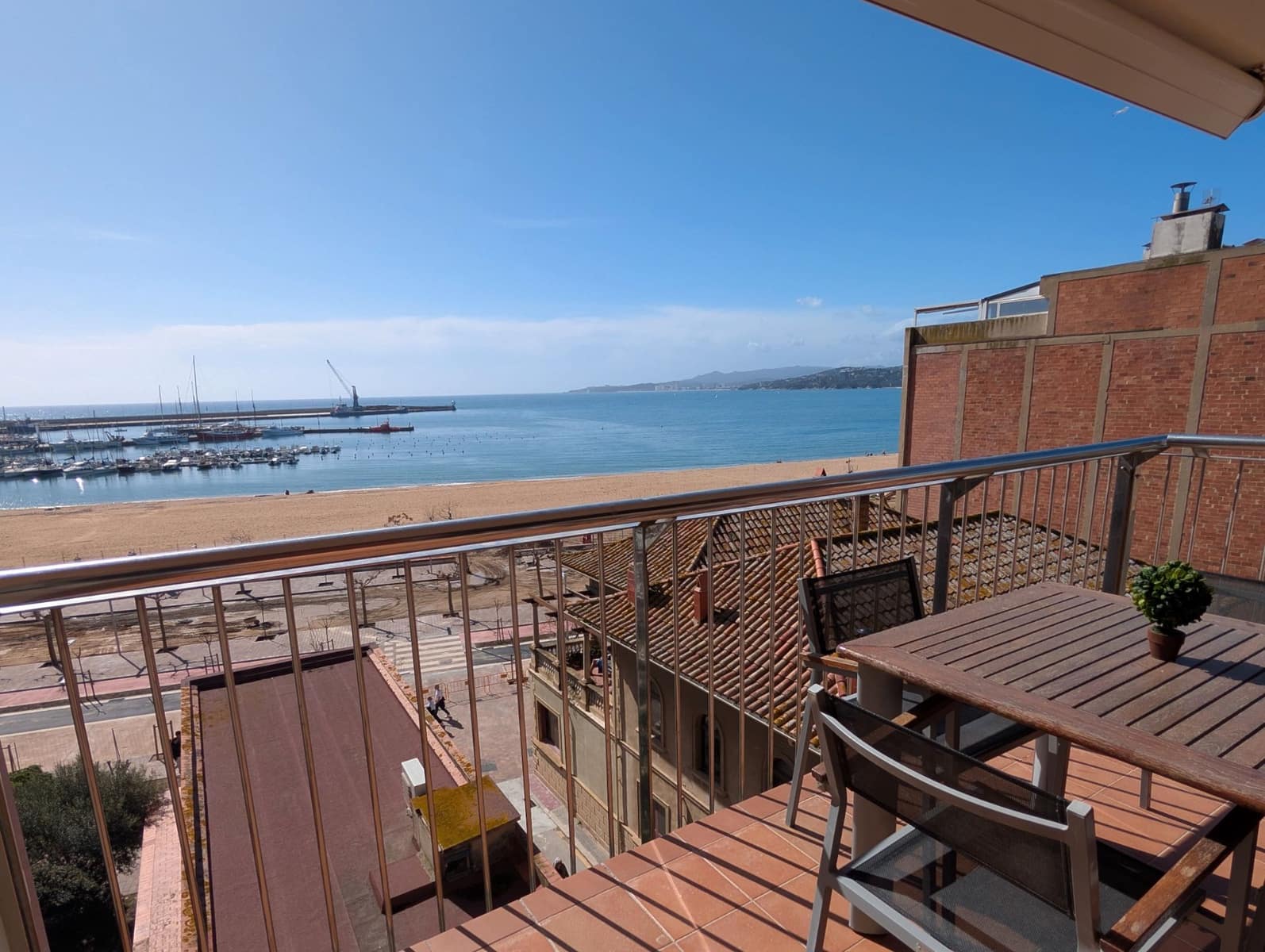 3 sypialnia Apartament przy plaży na sprzedaż w Palamos z garażem - 590 000 € (Ref: 9432524)