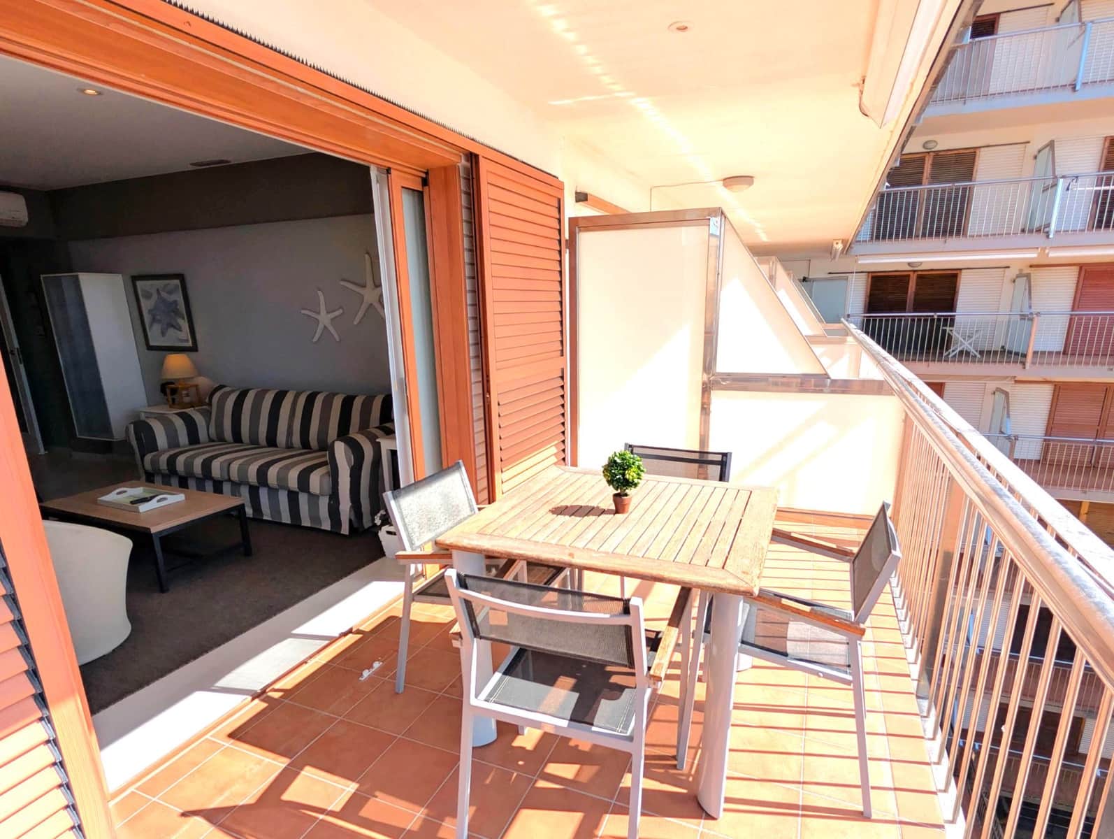 3 sypialnia Apartament przy plaży na sprzedaż w Palamos z garażem - 590 000 € (Ref: 9432524)