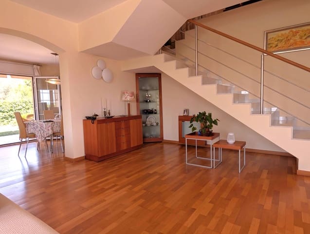 4 sypialnia Willa na sprzedaż w Platja d'Aro, Castell-Platja d'Aro z basenem garażem - 1 250 000 € (Ref: 9438554)