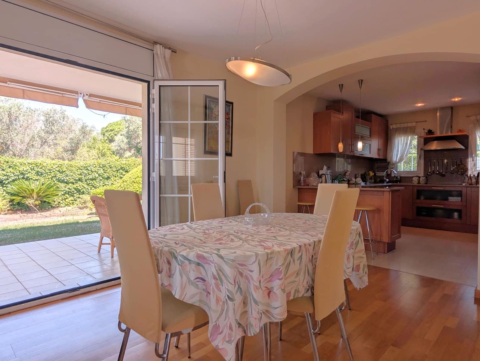 4 sypialnia Willa na sprzedaż w Platja d'Aro z basenem garażem - 1 250 000 € (Ref: 9438554)