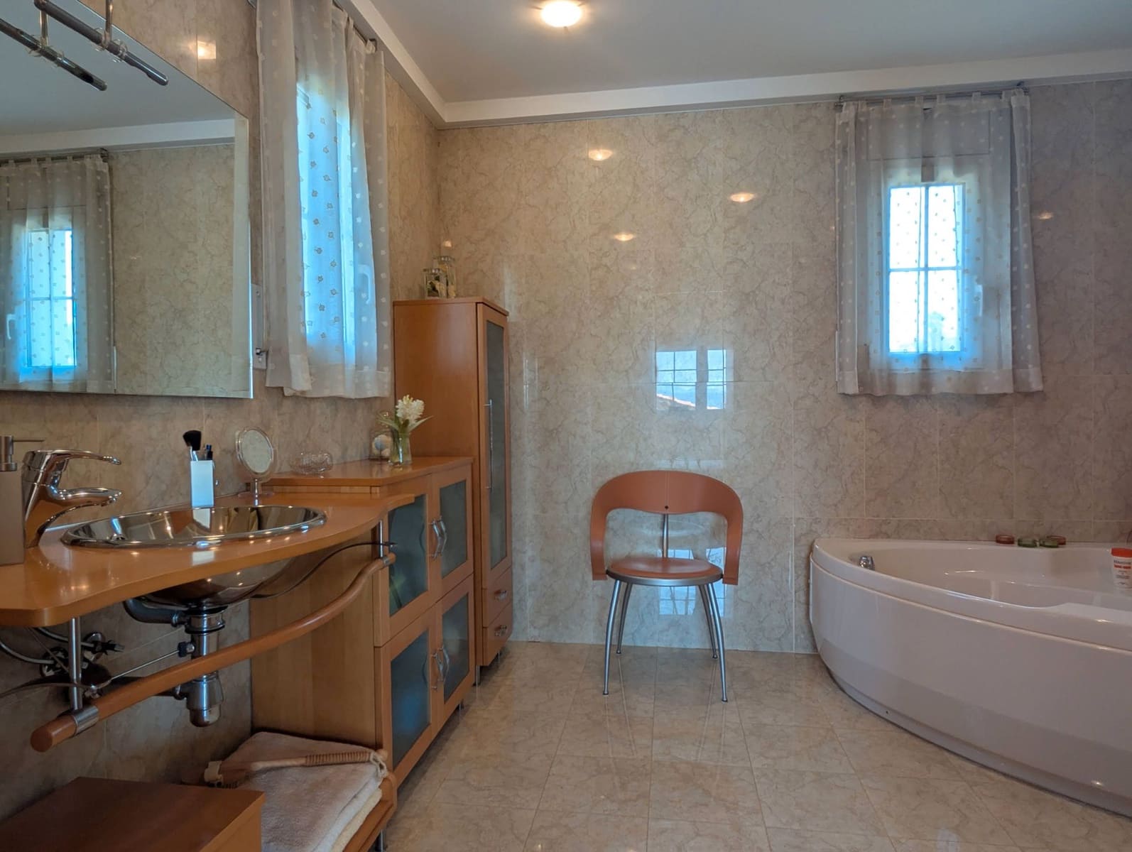 4 sypialnia Willa na sprzedaż w Platja d'Aro z basenem garażem - 1 250 000 € (Ref: 9438554)