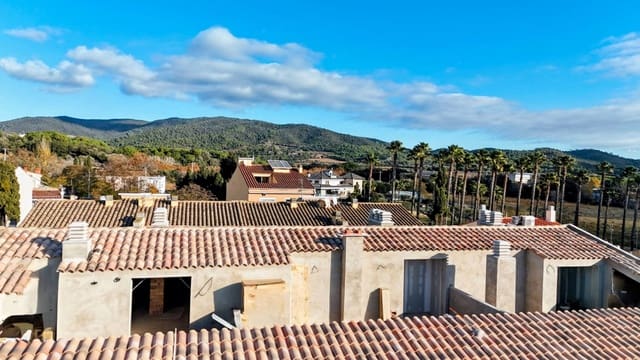 3 soverom Leilighet til salgs i Calonge i Sant Antoni med svømmebasseng garasje - € 410 000 (Ref: 9438992)