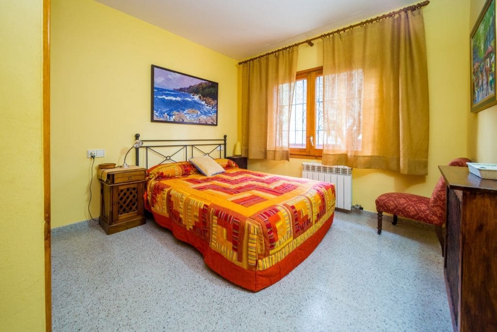 6 bedroom Villa for sale in Castell d'Aro - € 894,000 (Ref: 9464976)