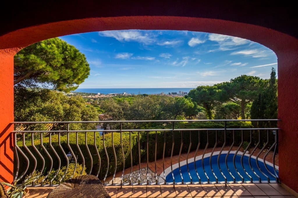 6 bedroom Villa for sale in Castell d'Aro - € 894,000 (Ref: 9464976)