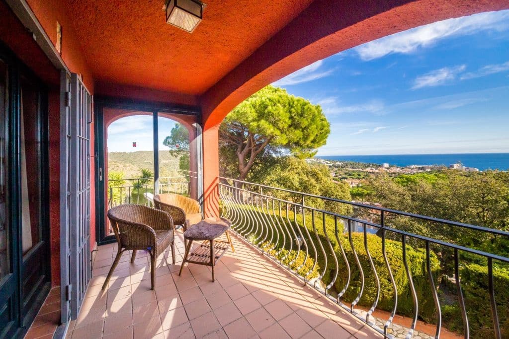 6 bedroom Villa for sale in Castell d'Aro - € 894,000 (Ref: 9464976)