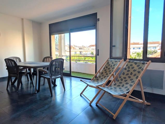 Apartamento de 3 habitaciones en Sant Joan de Palamós, Palamós en venta con piscina garaje - 345.000 € (Ref: 9471810)