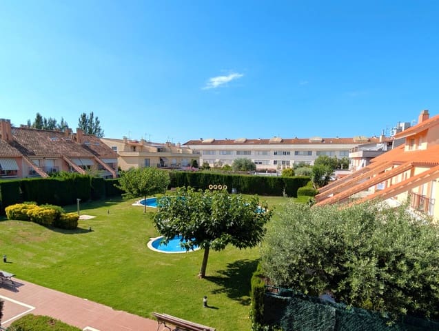 Apartamento de 3 habitaciones en Sant Joan de Palamós, Palamós en venta con piscina garaje - 345.000 € (Ref: 9471810)