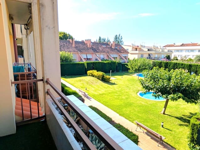 Apartamento de 3 habitaciones en Sant Joan de Palamós, Palamós en venta con piscina garaje - 345.000 € (Ref: 9471810)