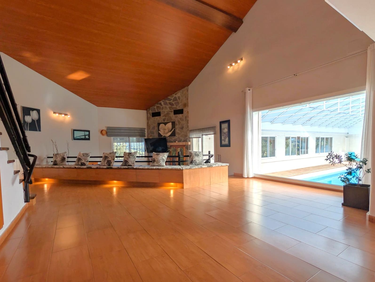 5 bedroom Villa for sale in Santa Cristina d'Aro with pool garage - € 799,000 (Ref: 9486492)