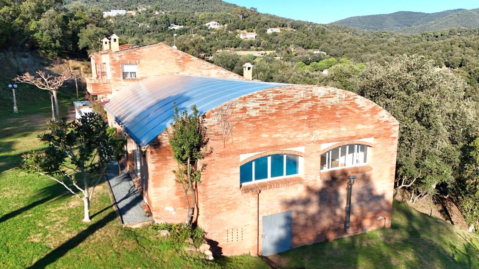 5 bedroom Villa for sale in Santa Cristina d'Aro with pool garage - € 799,000 (Ref: 9486492)