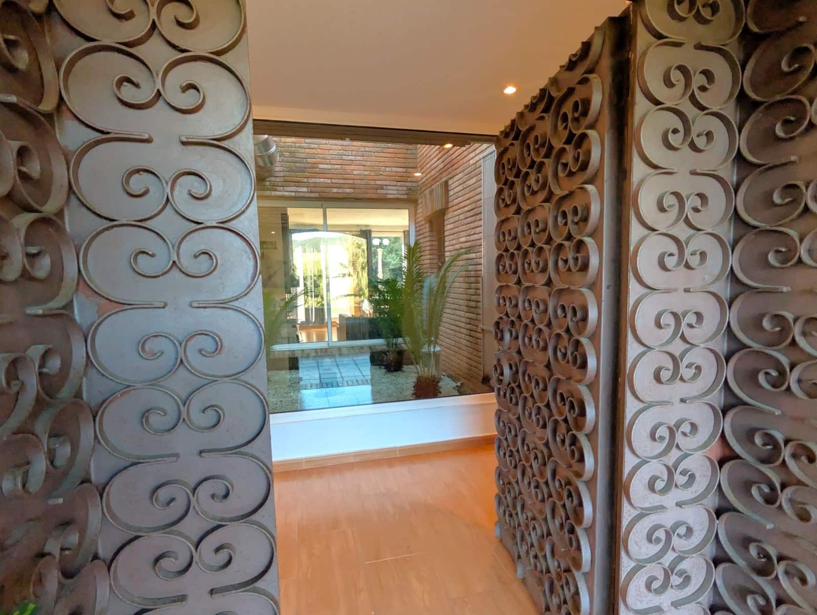 5 bedroom Villa for sale in Santa Cristina d'Aro with pool garage - € 799,000 (Ref: 9486492)