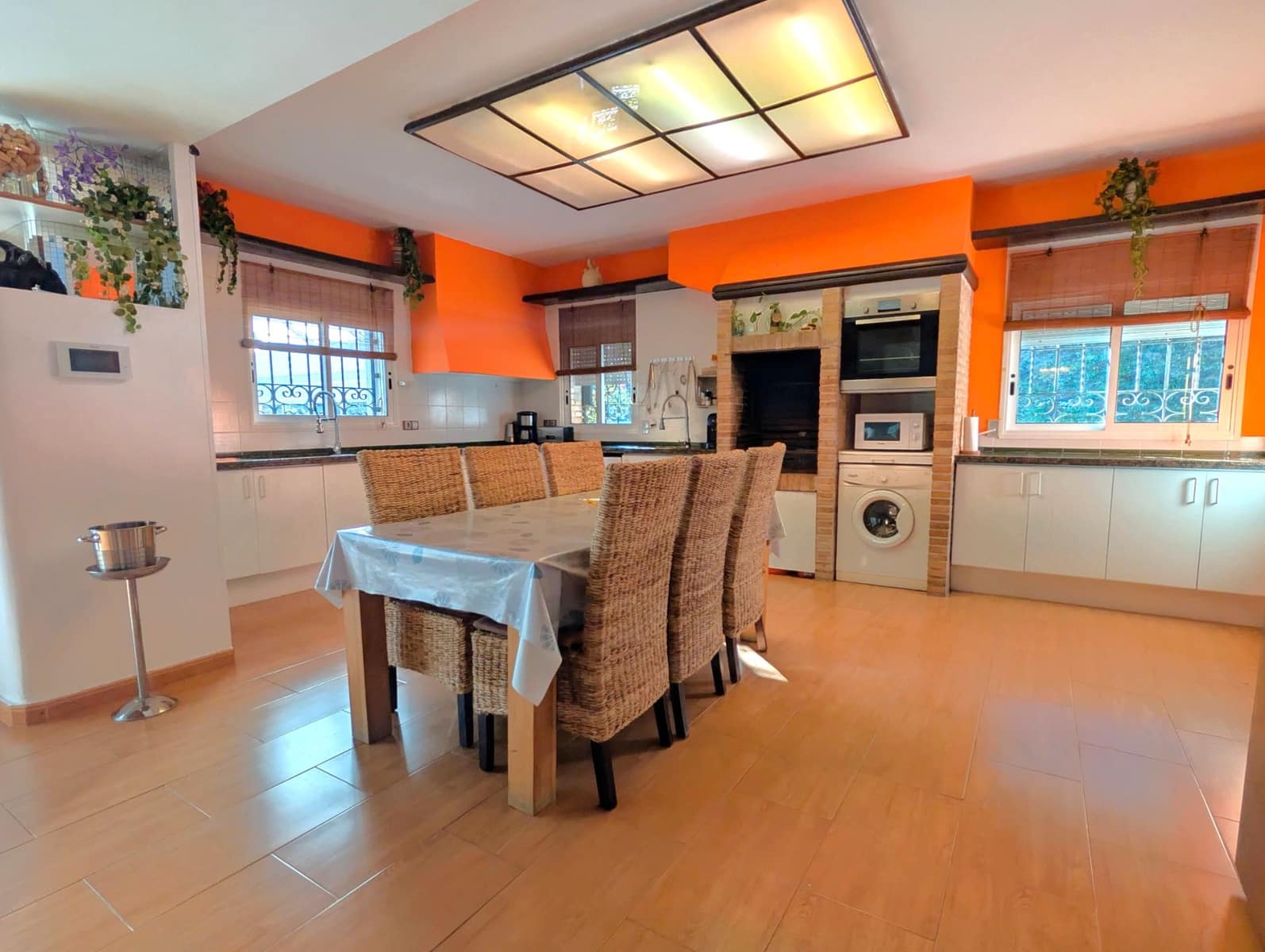 5 bedroom Villa for sale in Santa Cristina d'Aro with pool garage - € 799,000 (Ref: 9486492)