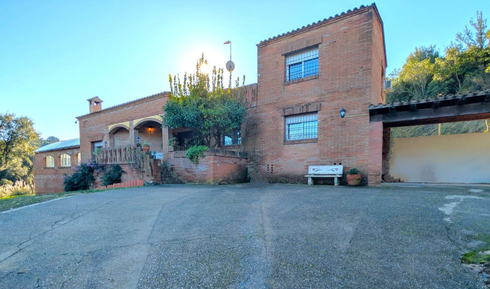 5 bedroom Villa for sale in Santa Cristina d'Aro with pool garage - € 799,000 (Ref: 9486492)