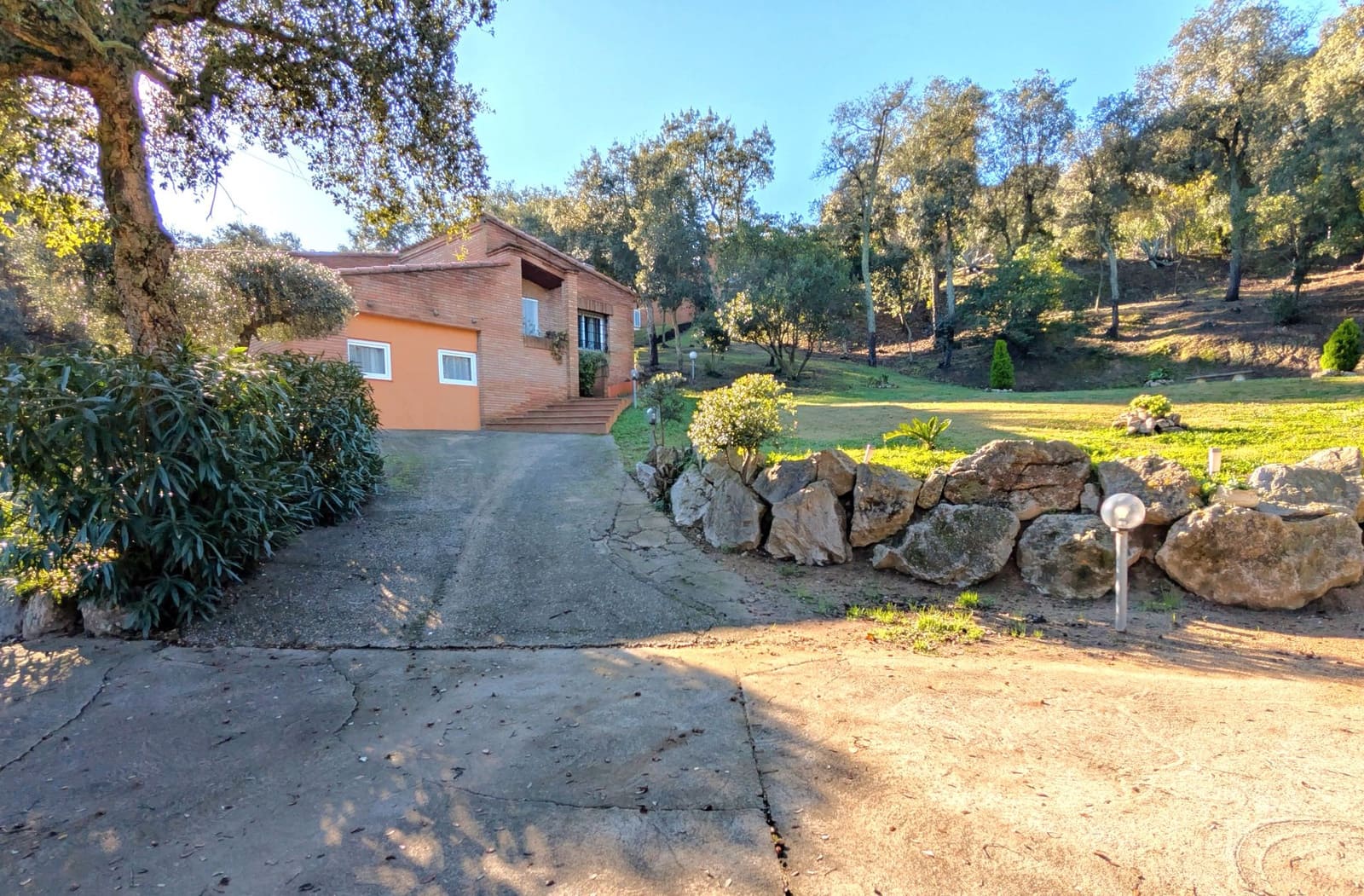 5 bedroom Villa for sale in Santa Cristina d'Aro with pool garage - € 799,000 (Ref: 9486492)