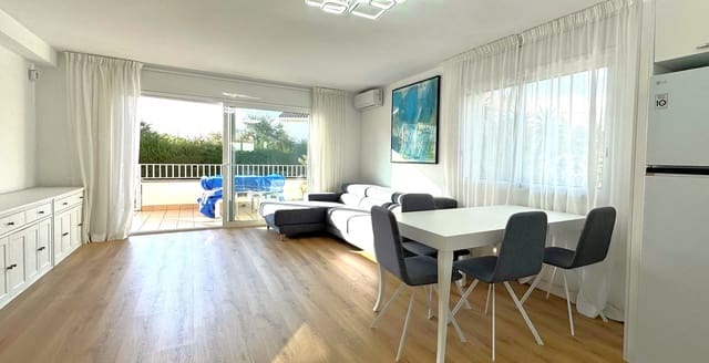 3 makuuhuone Omakotitalo myytävänä paikassa S'Agaro, Castell-Platja d'Aro mukana uima-altaan 
autotalli - 580 000 € (Ref: 9489958)