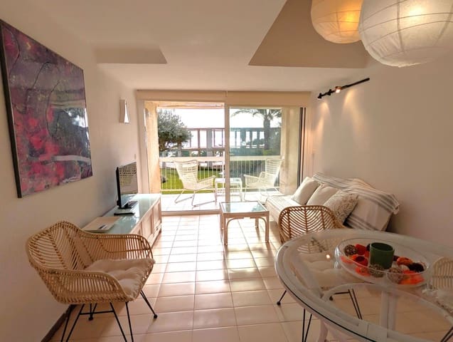 2 makuuhuone Ranta-asunto myytävänä paikassa Platja d'Aro, Castell-Platja d'Aro mukana 
autotalli - 339 000 € (Ref: 9494745)