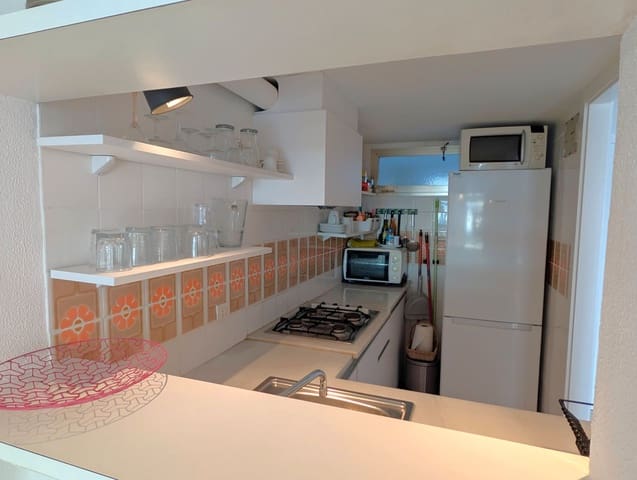 2 makuuhuone Ranta-asunto myytävänä paikassa Platja d'Aro, Castell-Platja d'Aro mukana 
autotalli - 339 000 € (Ref: 9494745)