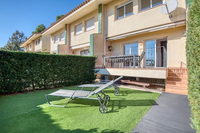 3 slaapkamer Huis te koop in Sant Feliu de Guíxols met zwembad garage - € 530.000 (Ref: 9498025)