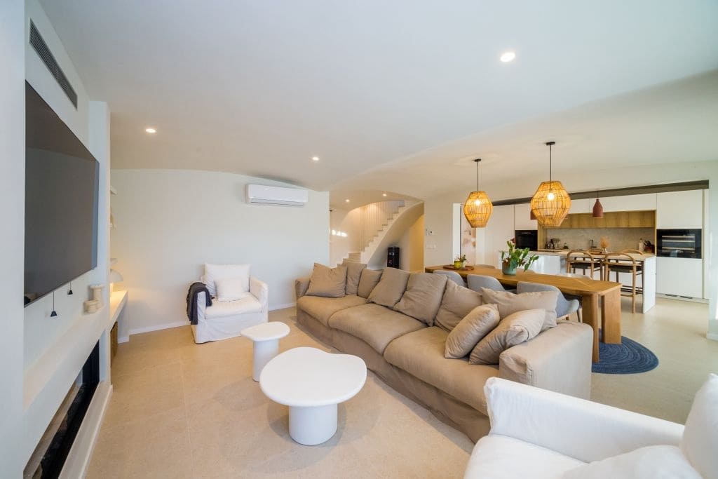 4 bedroom Villa for sale in Platja d'Aro - € 1,050,000 (Ref: 9502922)