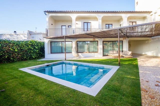4 slaapkamer Villa te koop in Platja d'Aro, Castell-Platja d'Aro - € 1.095.000 (Ref: 9502922)