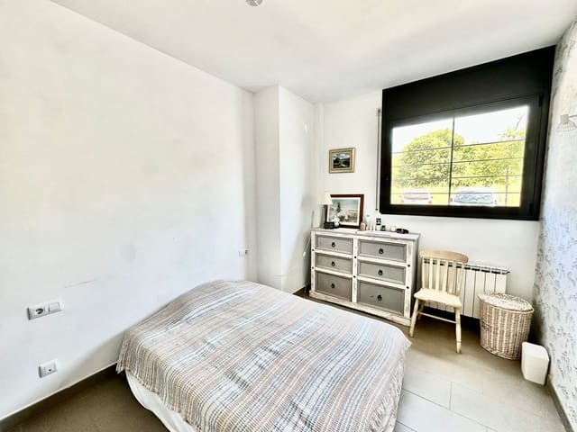 3 sypialnia Mieszkanie na sprzedaż w Sant Feliu de Guíxols - 295 000 € (Ref: 9503389)