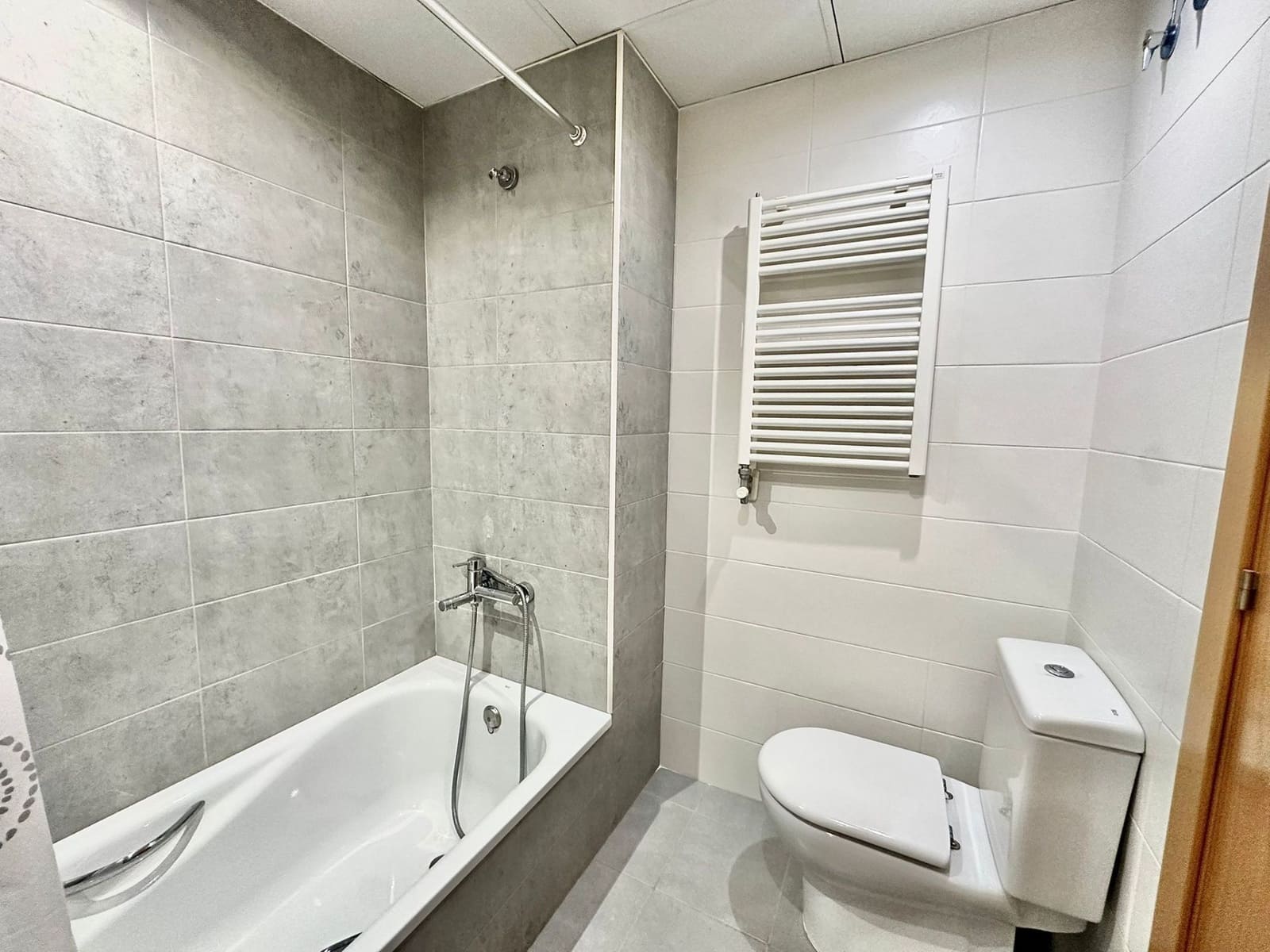 3 sovrum Lägenhet till salu i Sant Feliu de Guixols med pool garage - 295 000 € (Ref: 9503389)