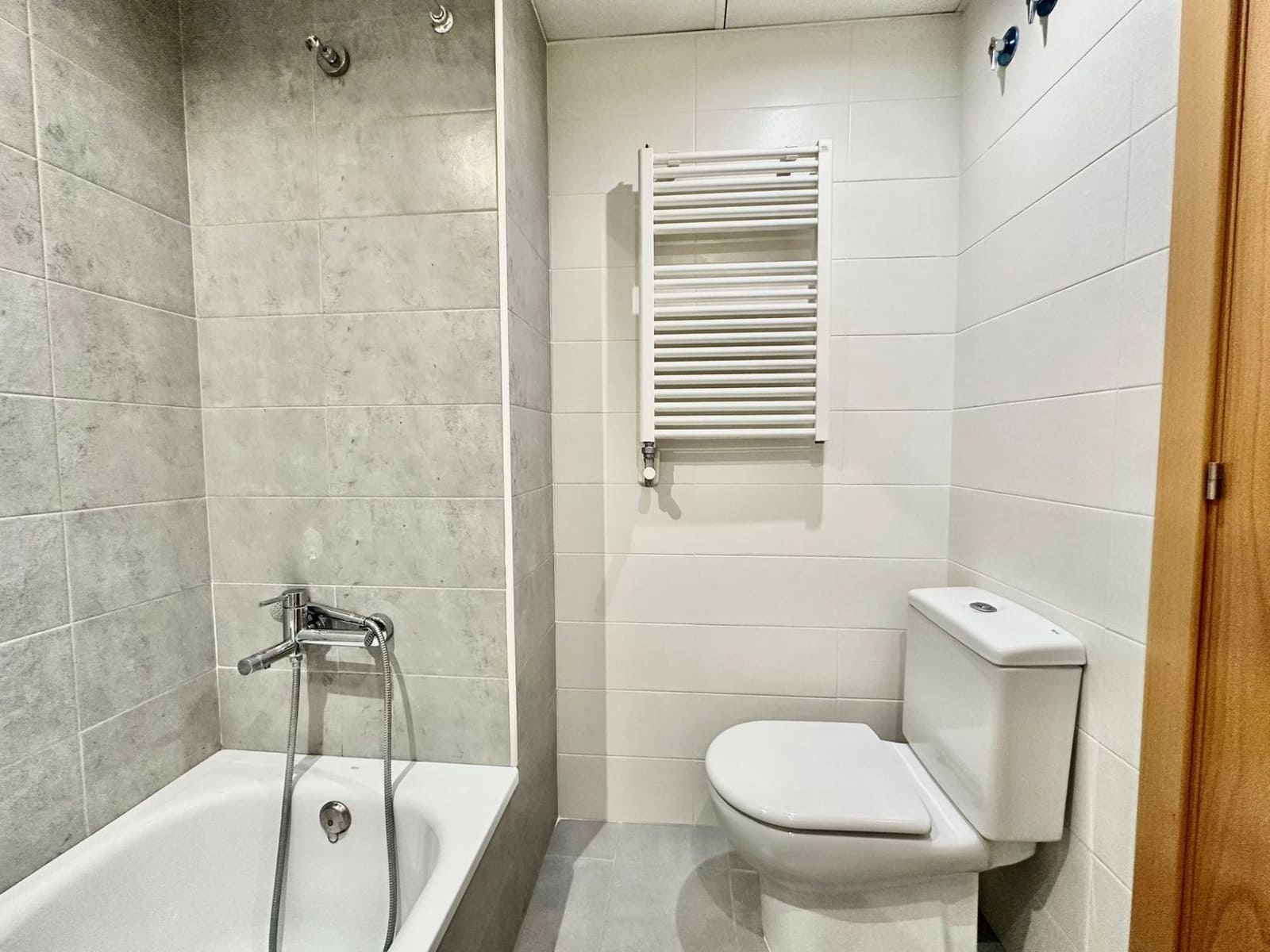 3 sovrum Lägenhet till salu i Sant Feliu de Guixols med pool garage - 295 000 € (Ref: 9503389)