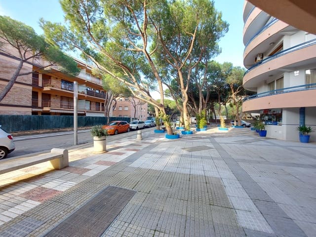 1 soveværelse Lejlighed til salg i Platja d'Aro, Castell-Platja d'Aro - € 180.000 (Ref: 9511390)
