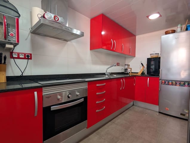 3 slaapkamer Strandappartement te koop in Calonge i Sant Antoni met garage - € 365.000 (Ref: 9547105)