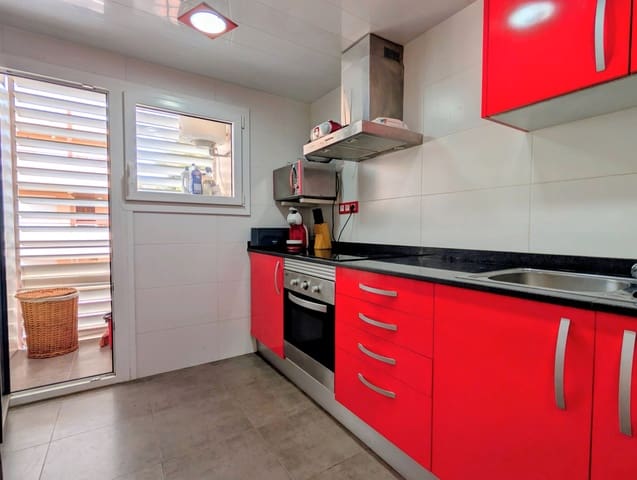3 slaapkamer Strandappartement te koop in Calonge i Sant Antoni met garage - € 365.000 (Ref: 9547105)