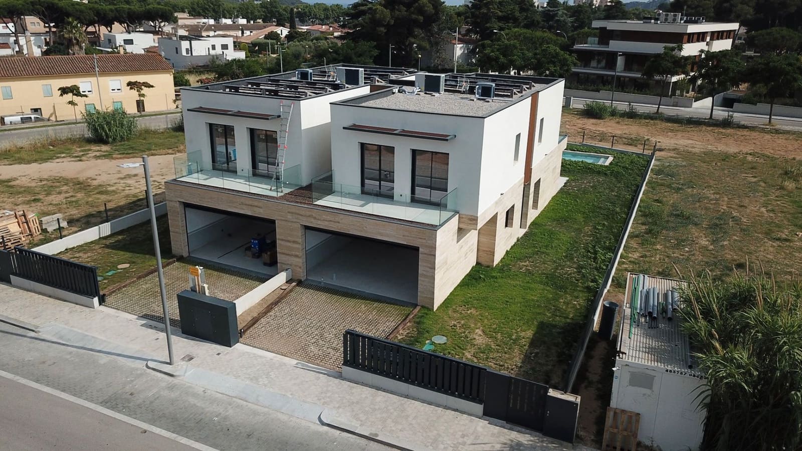 4 bedroom Townhouse for sale in S'Agaro with pool garage - € 1,350,000 (Ref: 9592164)