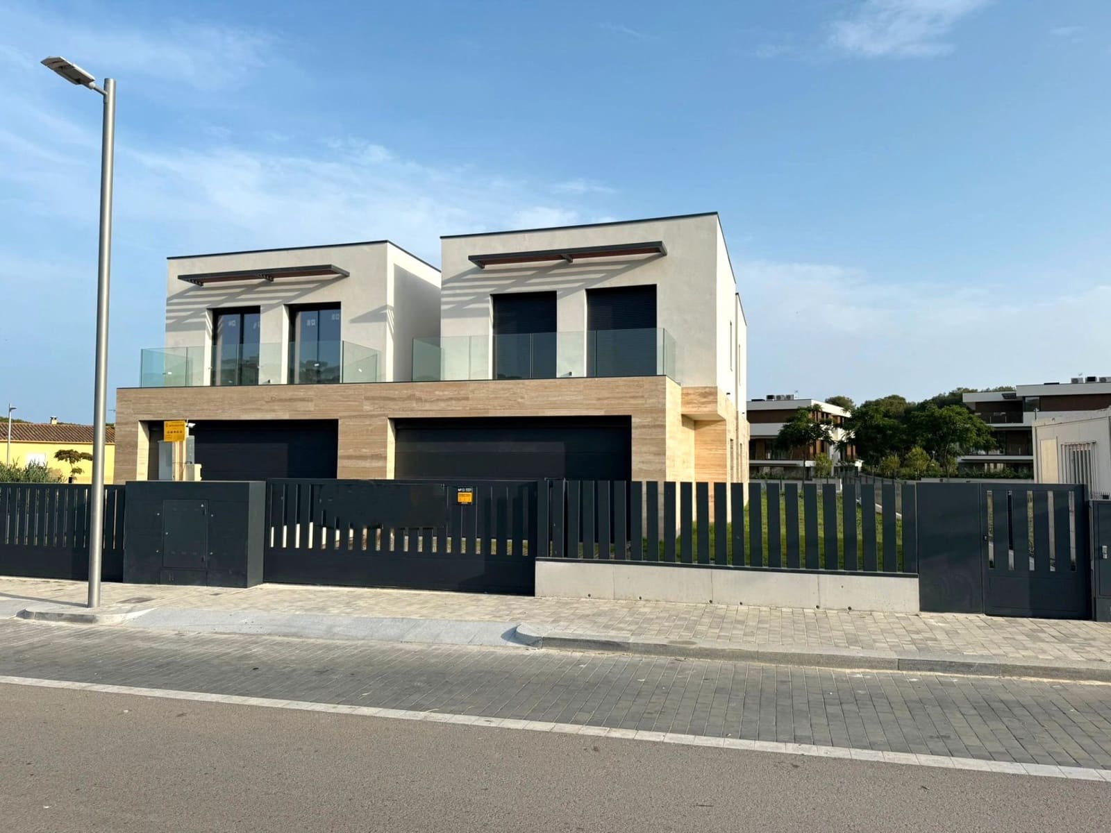 4 bedroom Townhouse for sale in S'Agaro with pool garage - € 1,350,000 (Ref: 9592164)