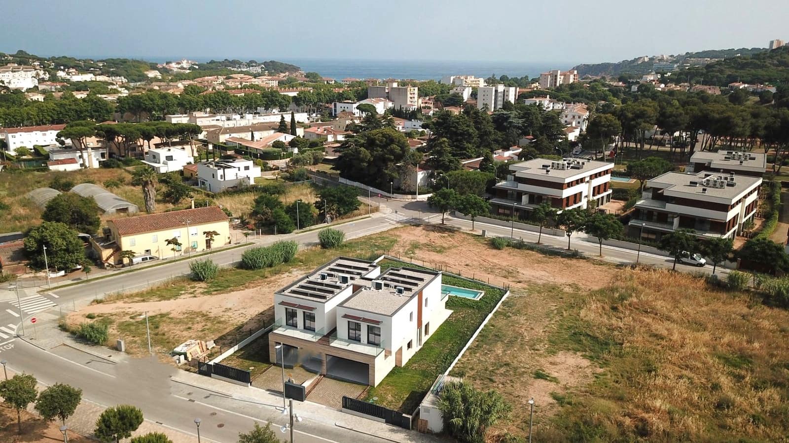 4 bedroom Townhouse for sale in S'Agaro with pool garage - € 1,350,000 (Ref: 9592164)