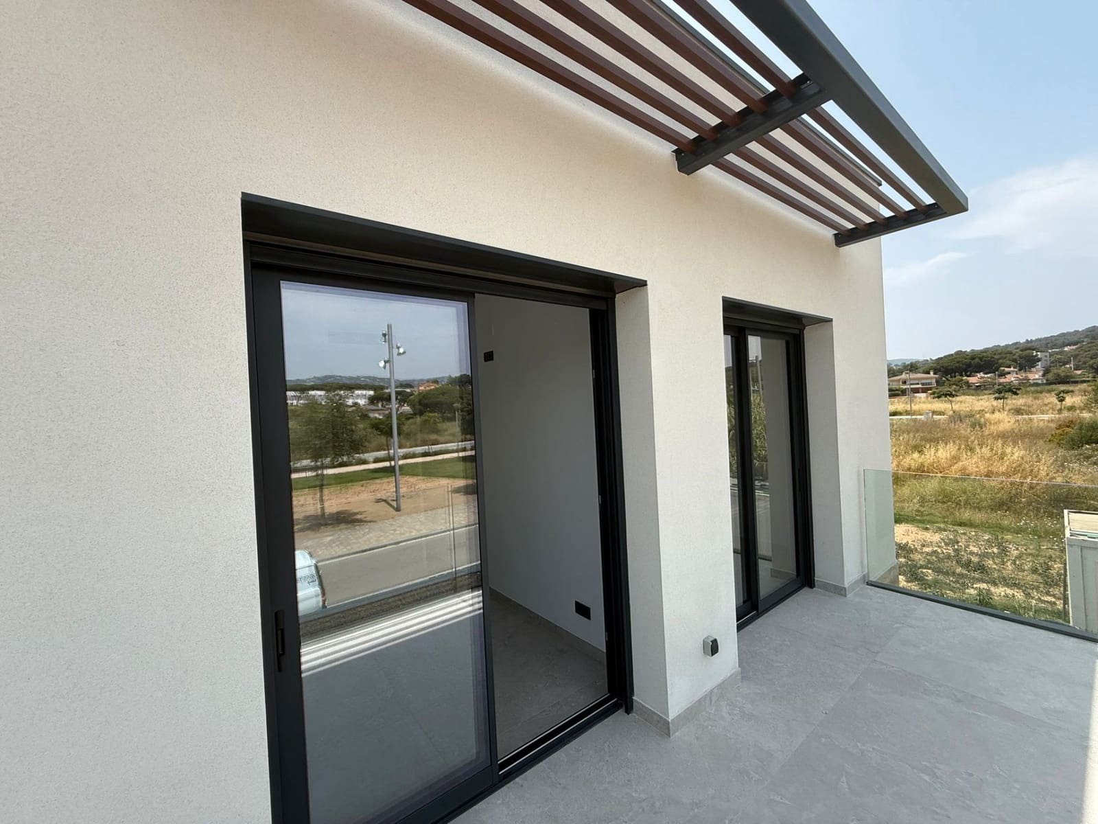 4 bedroom Villa for sale in S'Agaro with pool garage - € 1,380,000 (Ref: 9592165)