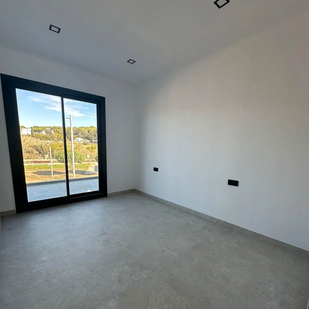 4 Zimmer Villa zu verkaufen in S'Agaro mit Pool Garage - 1.380.000 € (Ref: 9592165)