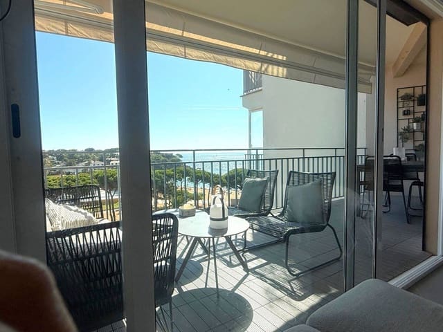 2 soveværelse Strandlejlighed til salg i Palamós med garage - € 420.000 (Ref: 9596443)