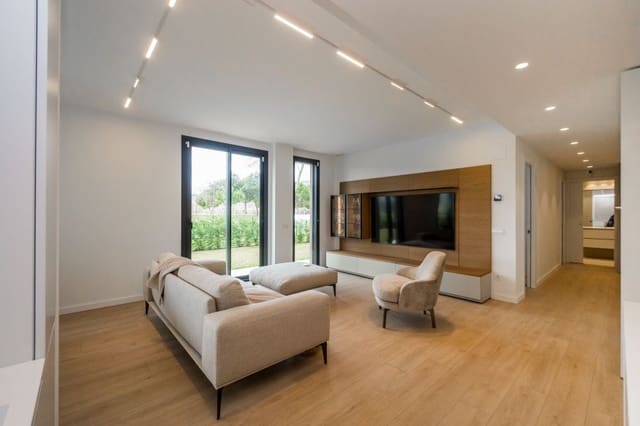 Apartamento Playa de 3 habitaciones en Platja d'Aro, Castell-Platja d'Aro en venta con piscina garaje - 750.000 € (Ref: 9619807)