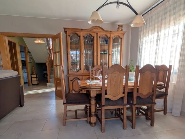 4 camera da letto Villa in vendita in Castell d'Aro, Castell-Platja d'Aro con piscina garage - 625.000 € (Rif: 9639653)