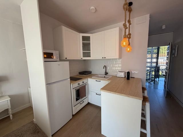 1 slaapkamer Penthouse te koop in Platja d'Aro, Castell-Platja d'Aro - € 215.000 (Ref: 9645776)