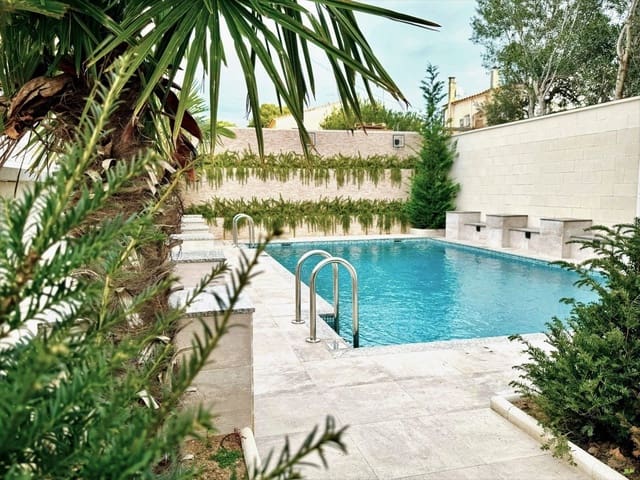 2 Zimmer Penthouse zu verkaufen in Platja d'Aro, Castell-Platja d'Aro mit Pool Garage - 390.000 € (Ref: 9646366)