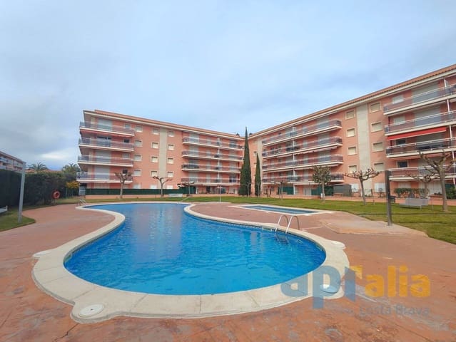 3 slaapkamer Flat te koop in Sant Antoni de Calonge, Calonge i Sant Antoni met zwembad - € 410.000 (Ref: 9650275)