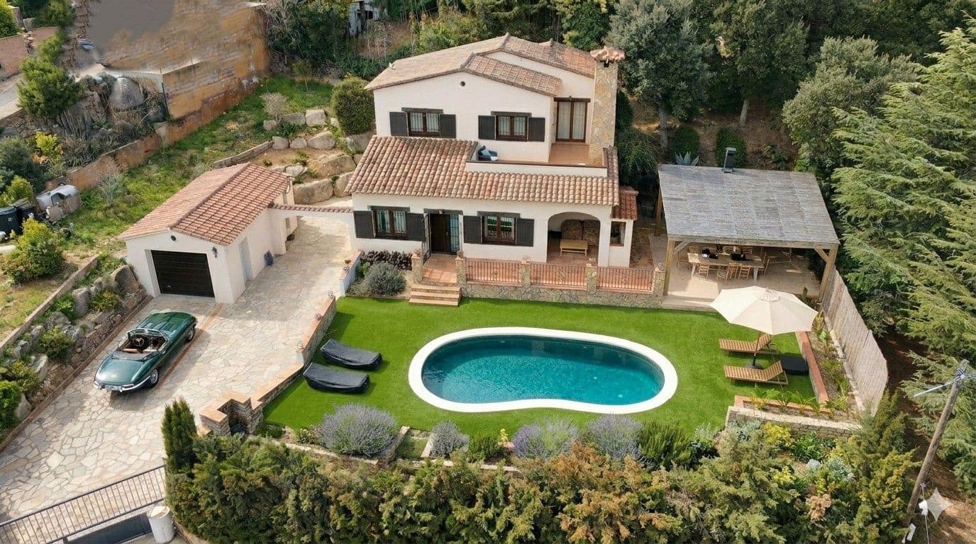 4 soverom Villa til salgs i Calonge i Sant Antoni med svømmebasseng garasje - € 695 000 (Ref: 9679203)
