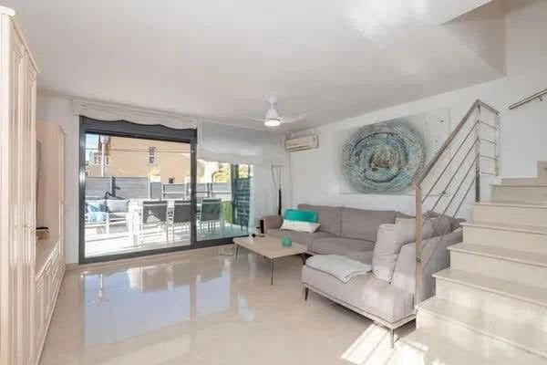 4 chambre Villa/Maison à vendre à Platja d'Aro, Castell-Platja d'Aro avec piscine garage - 880 000 € (Ref: 9691410)