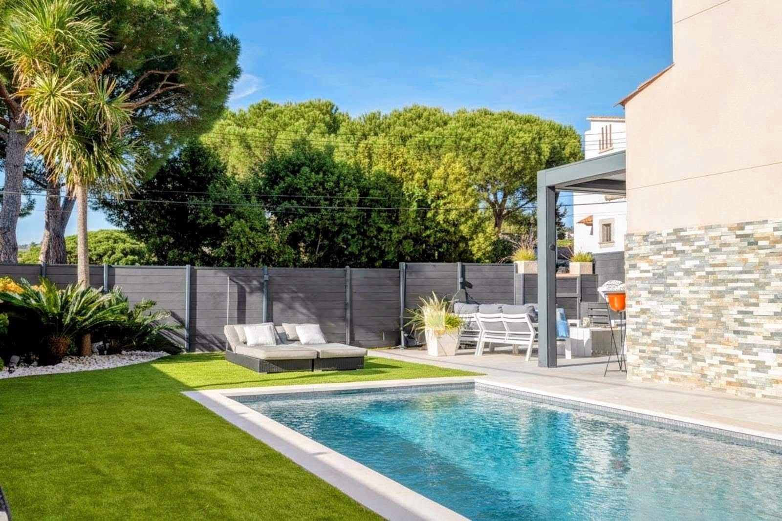 4 chambre Villa/Maison à vendre à Platja d'Aro avec piscine garage - 880 000 € (Ref: 9691410)