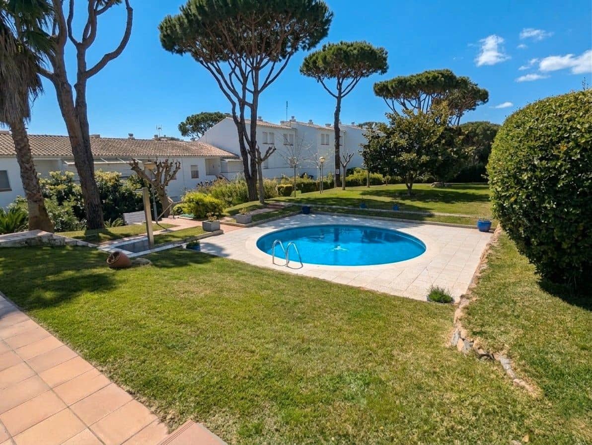 3 bedroom Terraced Villa for sale in Platja d'Aro with pool - € 490,000 (Ref: 9694413)