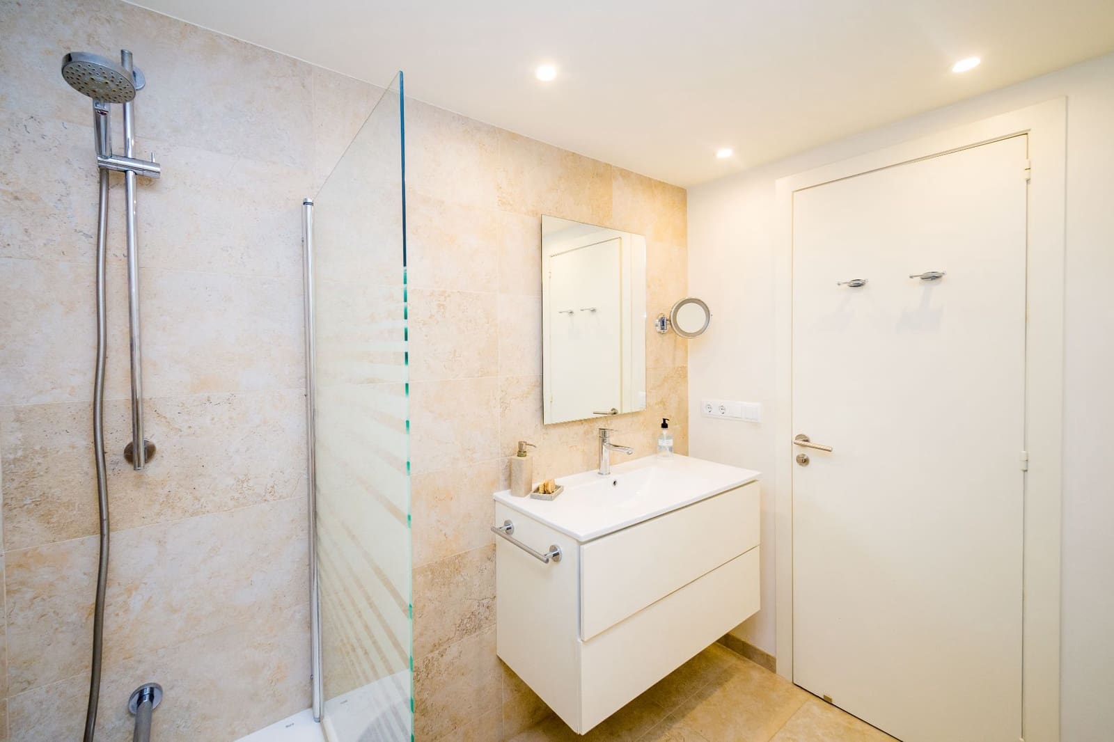 3 bedroom Flat for sale in Calonge i Sant Antoni with pool - € 875,000 (Ref: 9697826)